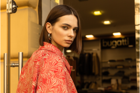 Европейский бренд с мировым именем Bugatti: каталог одежды